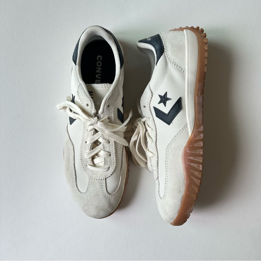 Lightly worn Converse Run Star Trainer